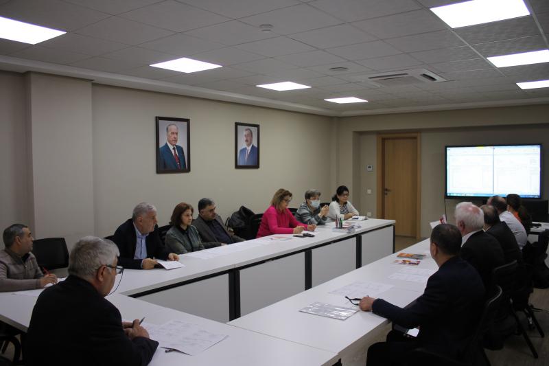 Dövlət İmtahan Mərkəzində 1 fevral 2023-cü il tarixində fizika, rus dili (tədris dili) və rus dili (xarici dil) fənləri üzrə işçi qruplarının iclasları keçirilib