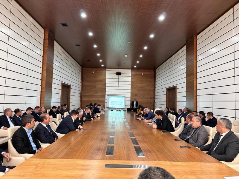 “Azərbaycan Respublikasının 2022-2026-cı illərdə sosial-iqtisadi inkişaf Strategiyası”nda nəzərdə tutulmuş tədbirlərin icrası ilə əlaqədar olaraq Qazax-Tovuz bölgəsi üzrə dövlət qulluqçuları 