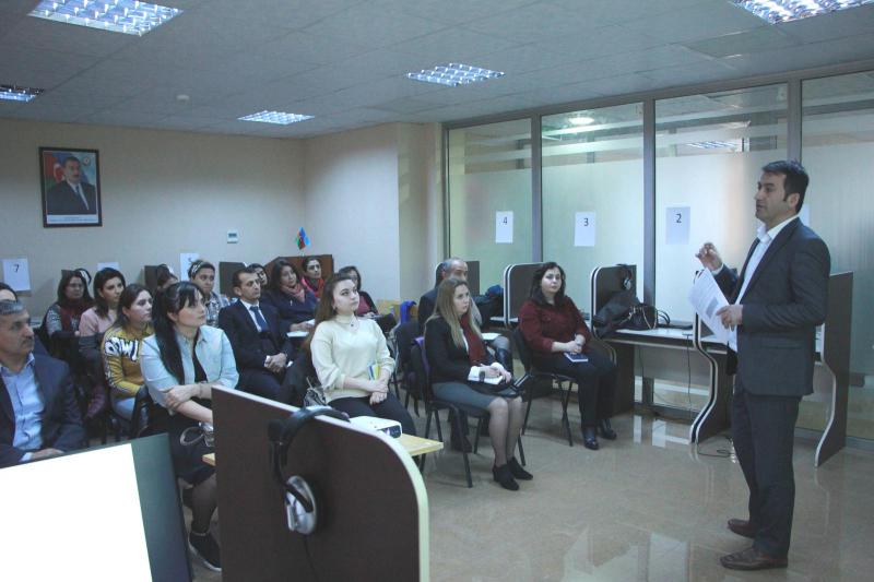 “Nəzarətçilərin elektron qeydiyyatı” sistemi ilə işləyəcək ümumtəhsil müəssisələri tərəfindən cavabdeh şəxs qismində təyin olunan əlaqələndiricilər üçün treninq keçirilmişdir. 