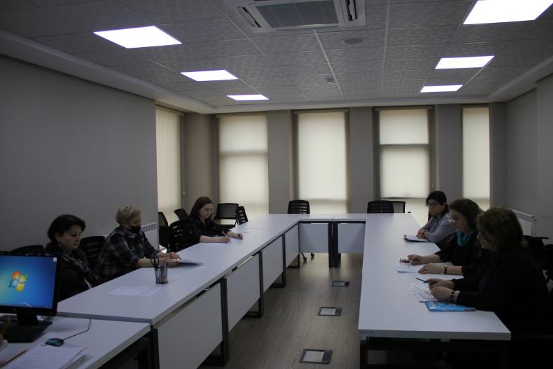 Dövlət İmtahan Mərkəzində 3 aprel 2023-cü il tarixində Azərbaycan dili və ingilis dili fənləri üzrə işçi qruplarının iclasları keçirilib