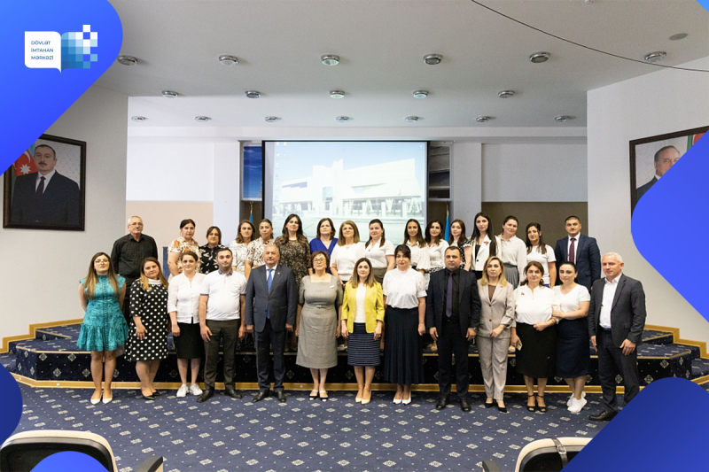 Dövlət İmtahan Mərkəzinin Direktorlar Şurasının sədri Məleykə Abbaszadə 327 nömrəli məktəbin şagirdləri ilə görüş keçirib