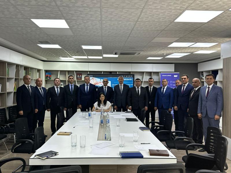  “Liderliyin əsasları və idarəetmə” mövzusunda təlim təşkil olunub