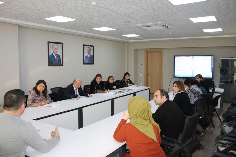 Dövlət İmtahan Mərkəzində 6 yanvar 2023-cü il tarixində coğrafiya və riyaziyyat fənləri üzrə işçi qruplarının iclasları keçirilib