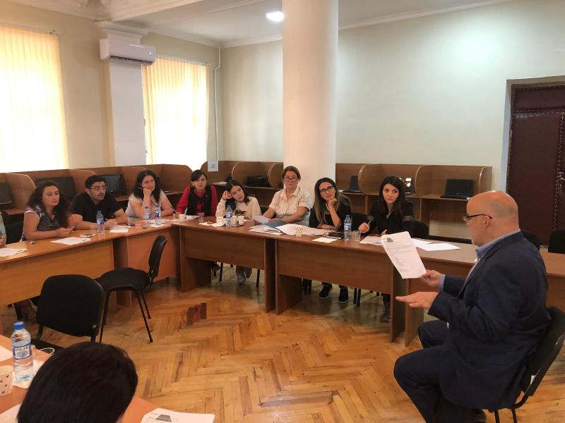 Amerikalı ekspert Dr. Stephen Sadlierin Gəncə RB üzrə ingilis dili müəllimləri ilə təlimi, 3-4.09.19