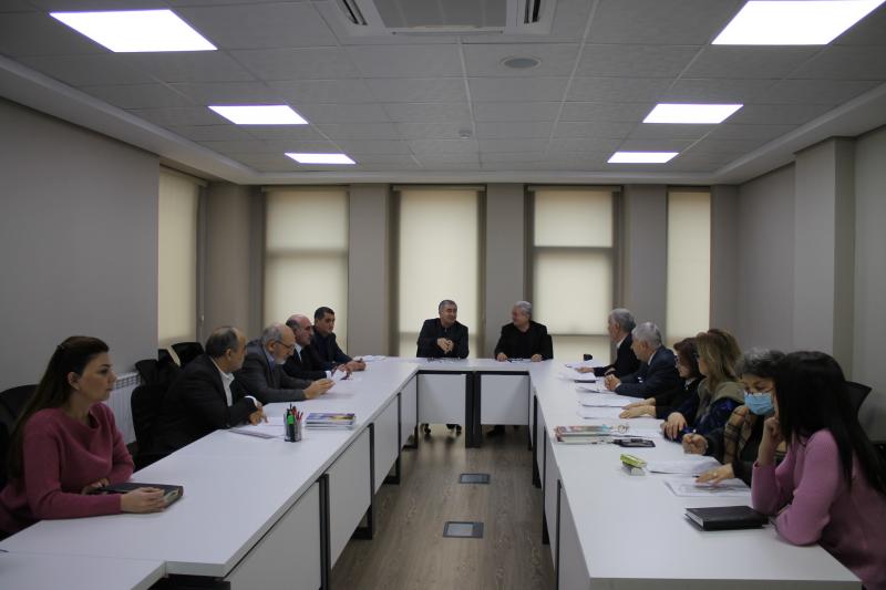 8 fevral 2023-cü il tarixində fizika və rus dili (tədris dili) fənləri üzrə işçi qruplarının iclasları keçirilib