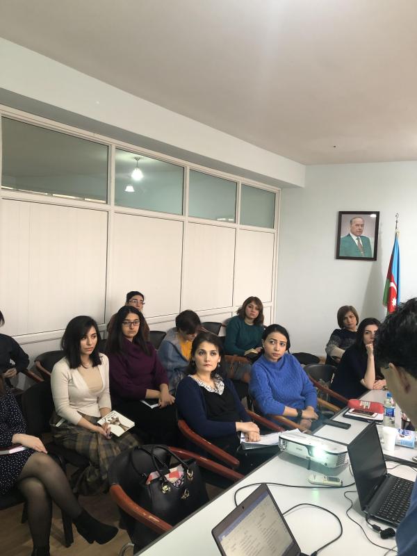 “Müəllimlər üçün intensiv peşəkar inkişaf təlimi və konsultasiya” layihəsi çərçivəsində təlimlər davam edir
