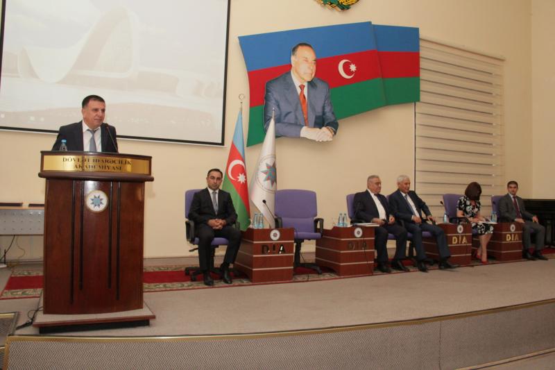 Dövlət qulluqçularının peşə bayramına həsr edilən elmi-praktik konfrans keçirilib, 21.06.2019