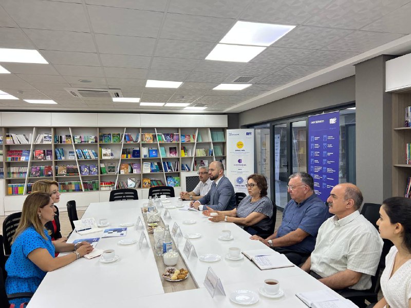 Dövlət İmtahan Mərkəzinin Direktorlar Şurasının sədri Məleykə Abbaszadə “British Council” təşkilatının Azərbaycan üzrə rəhbəri Nərgiz Hacıyeva ilə görüşüb