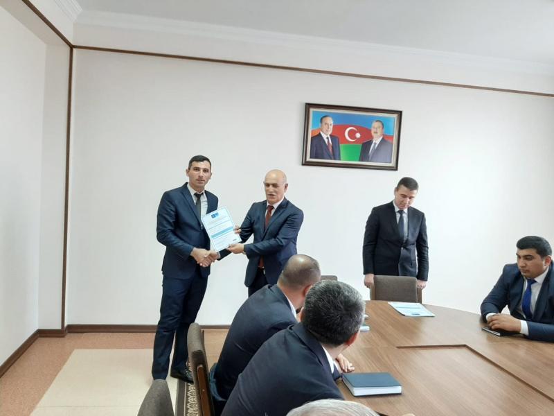Naxçıvan MR-in Şərur şəhərində hazırlıq kursunun müdavimlərinə sertifikatlar təqdim edilib