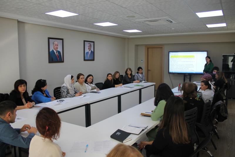 16 oktyabr 2023-cü il tarixində Dövlət İmtahan Mərkəzində Azərbaycan dili (dövlət dili), ingilis dili, ədəbiyyat və informatika fənləri üzrə işçi qruplarının iclasları keçirilib 