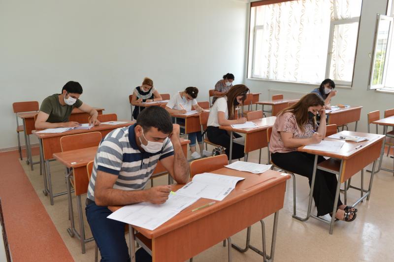 Buraxılış imtahanları (03.07.2020)