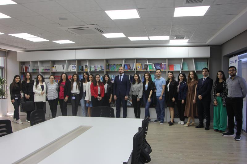 Dövlət İmtahan Mərkəzində “Məşğulluq həftə”sinin iştirakçıları üçün “Açıq qapı” günü keçirilib