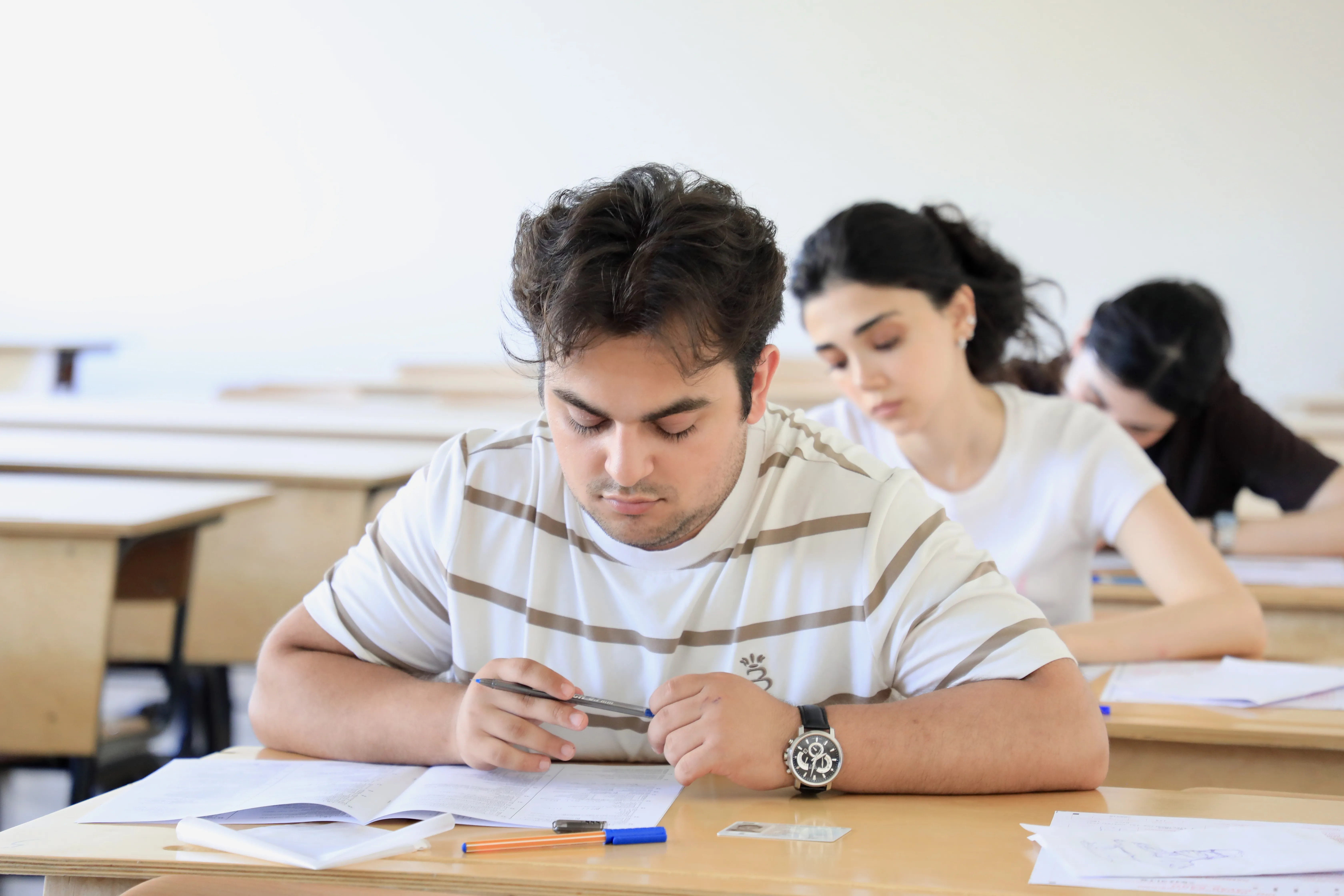 Rezidenturaya qəbul imtahanının birinci mərhələsi keçirilib
