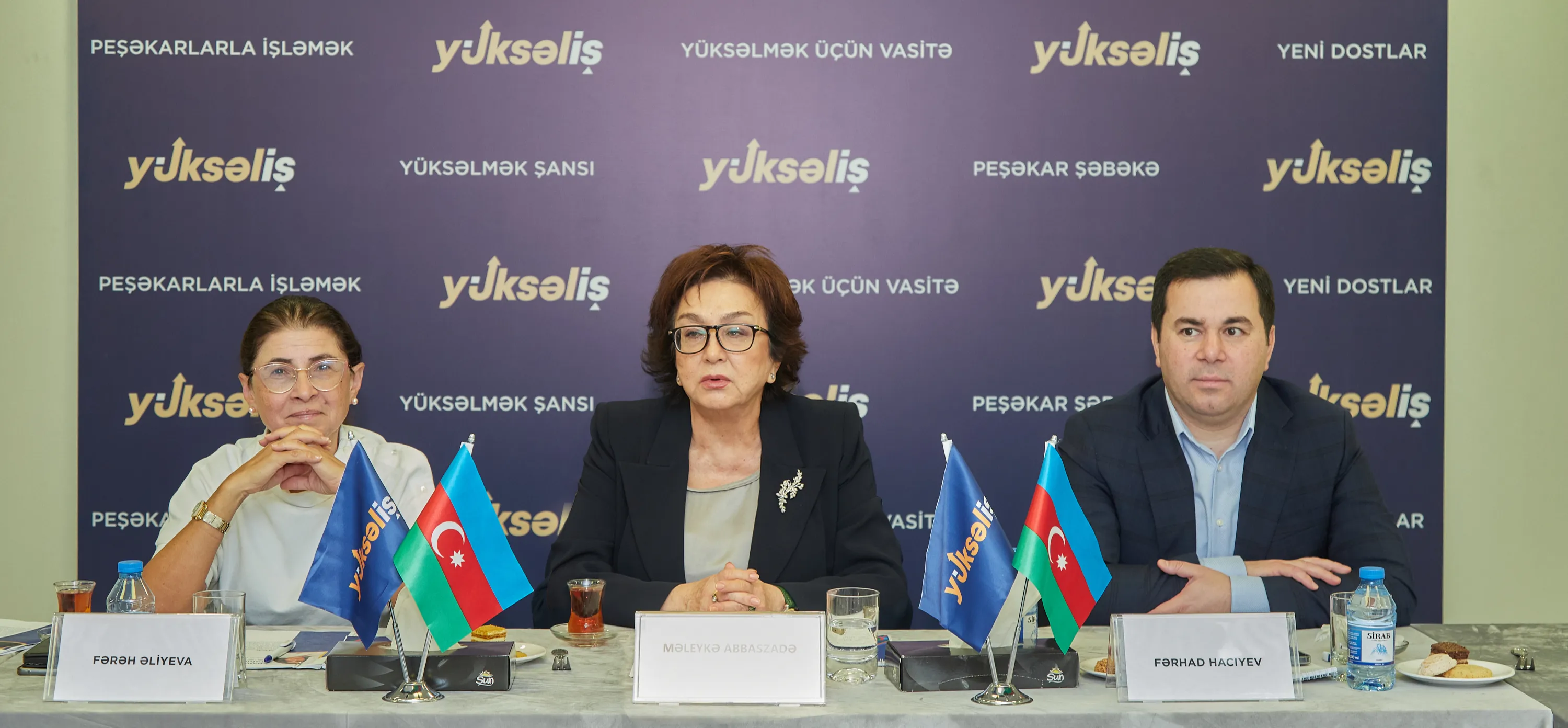 Dövlət İmtahan Mərkəzinin İdarə Heyətinin sədri Məleykə Abbaszadə “Yüksəliş” müsabiqəsinin qalibləri ilə növbəti görüş keçirib
