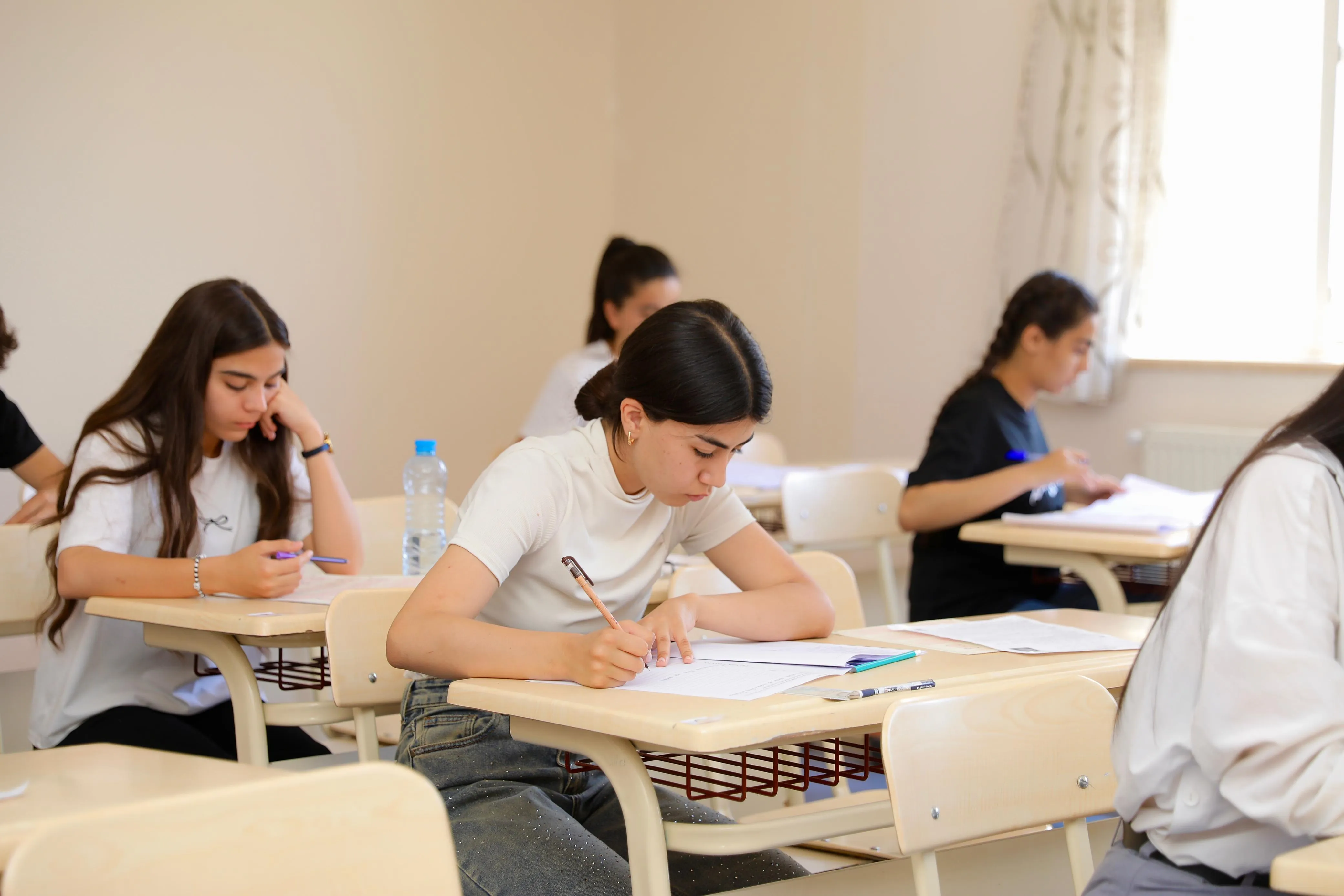 II və III ixtisas qrupları üzrə ali təhsil müəssisələrinə qəbul imtahanı keçirilib