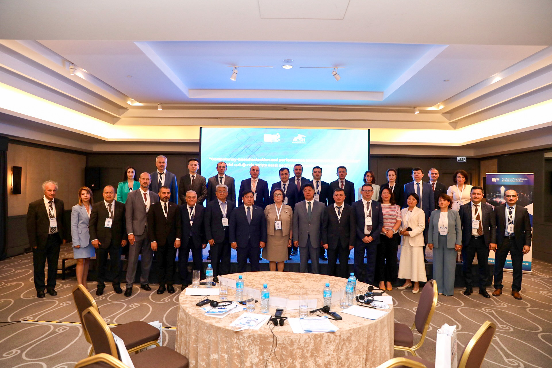 “Dövlət qulluğunda səriştə əsaslı seçim və fəaliyyətin qiymətləndirilməsi” adlı beynəlxalq seminar keçirilir