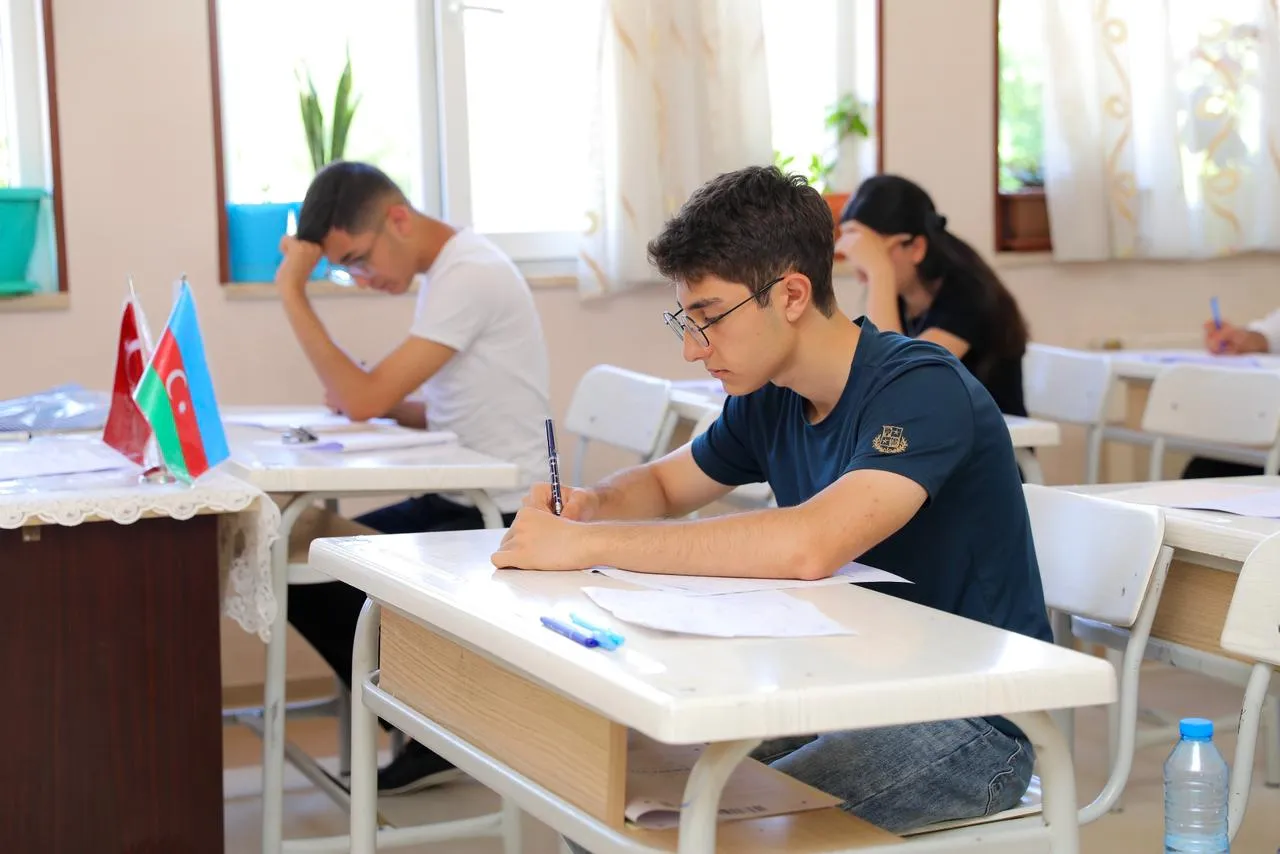 I və IV ixtisas qrupları üzrə qəbul imtahanı keçirilib